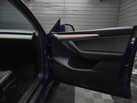 2024 Tesla Model Y Performance