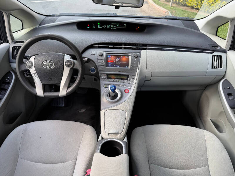 2012 Toyota Prius Two