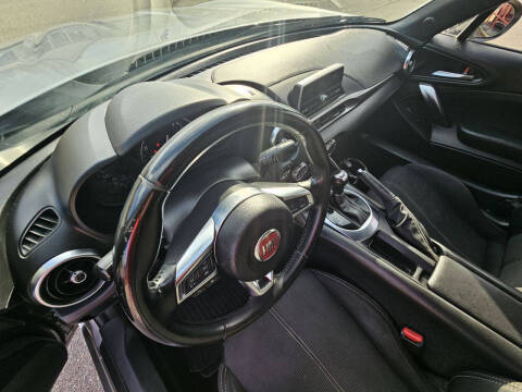 2017 FIAT 124 Spider Classica