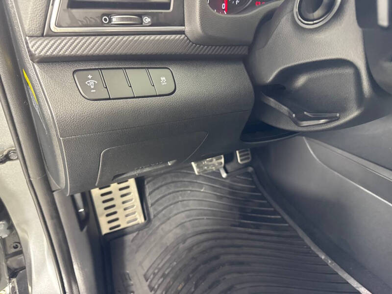 2017 Hyundai Elantra Sport