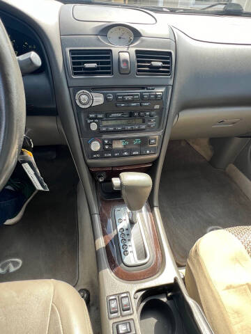 2001 Infiniti I30 Touring