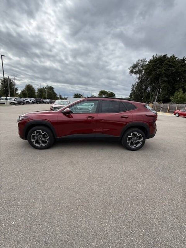 2024 Chevrolet Trax LT