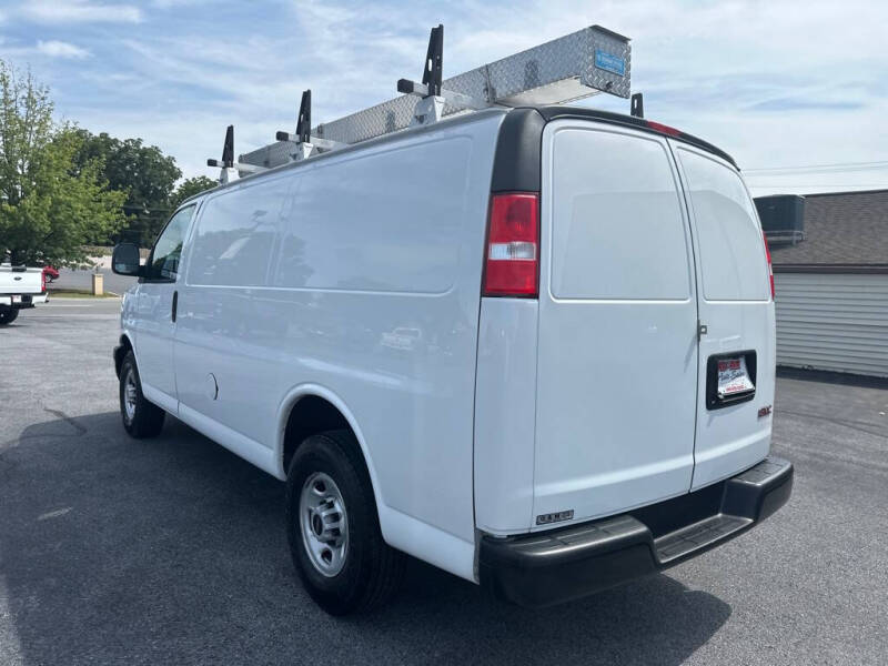 2021 GMC Savana 2500