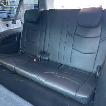 2018 Cadillac Escalade ESV Luxury