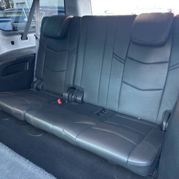 2018 Cadillac Escalade ESV Luxury