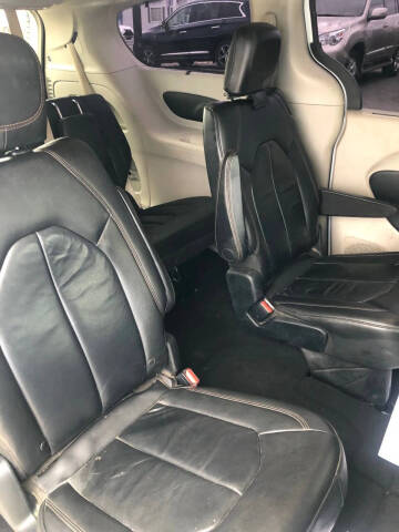 2017 Chrysler Pacifica