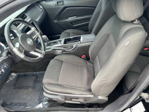 2014 Ford Mustang V6