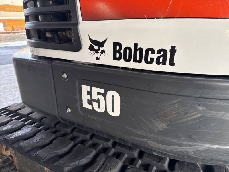 2017 Bobcat E50