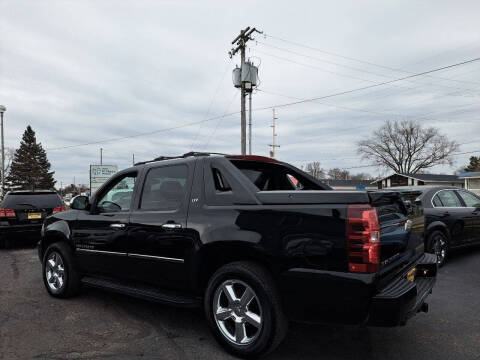 2011 Chevrolet Avalanche LTZ