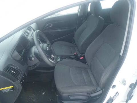 2014 Kia Rio 5-Door LX