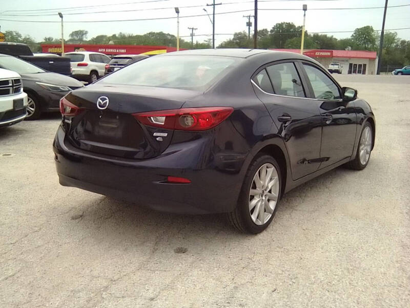 2017 Mazda MAZDA3 Touring