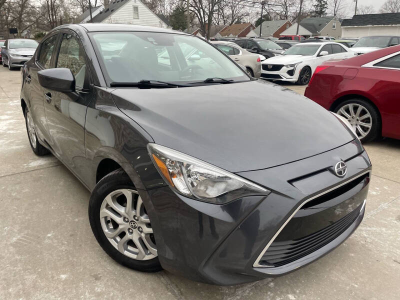 2016 Scion iA Base photo 5