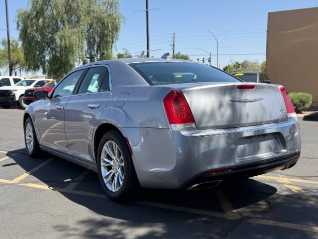 2016 Chrysler 300 C