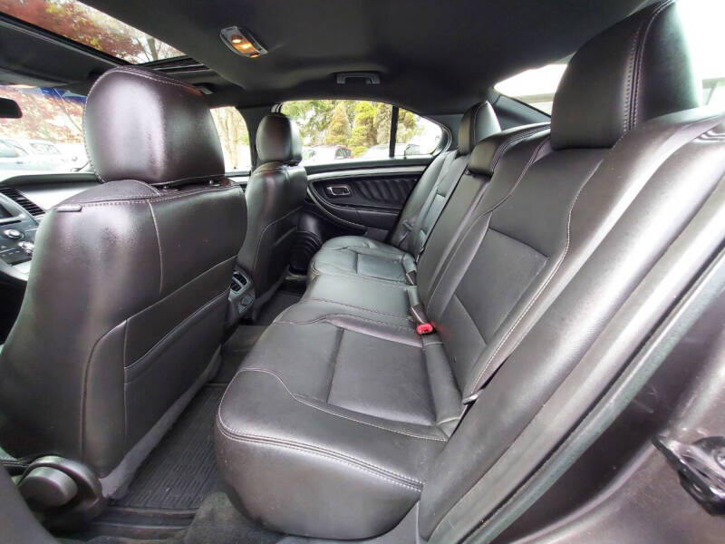 2015 Ford Taurus SEL