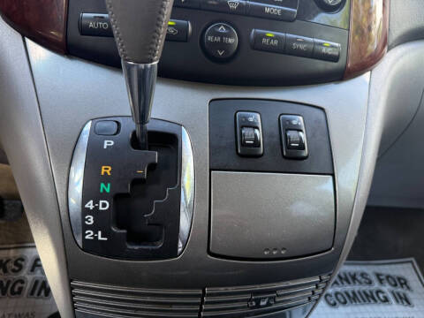 2005 Toyota Sienna XLE Limited 7 Passenger