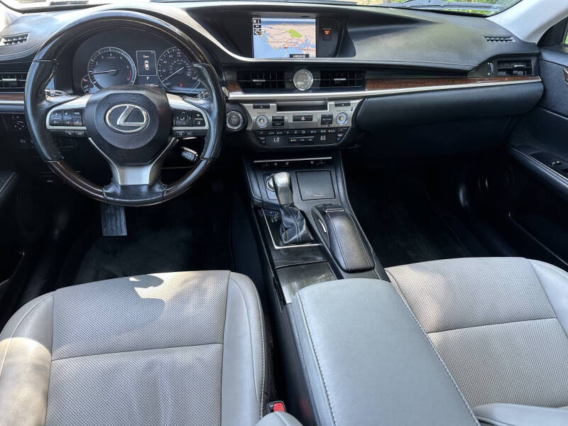 2018 Lexus ES 350