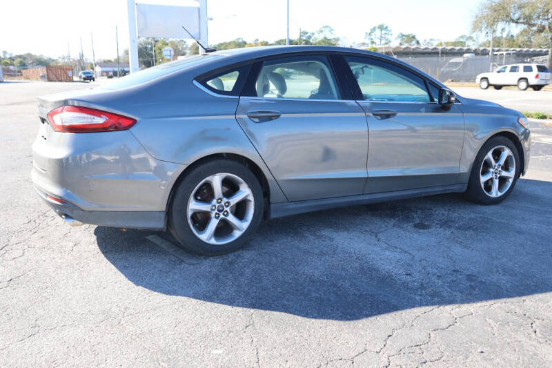 2014 Ford Fusion S