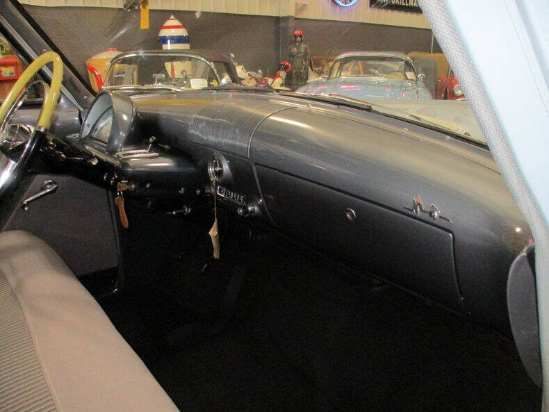 1952 Mercury 2 Door Sedan