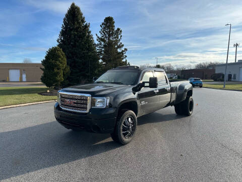 2009 GMC Sierra 3500HD for sale at JE Autoworks LLC in Willoughby OH