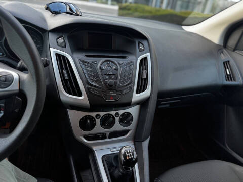 2013 Ford Focus SE