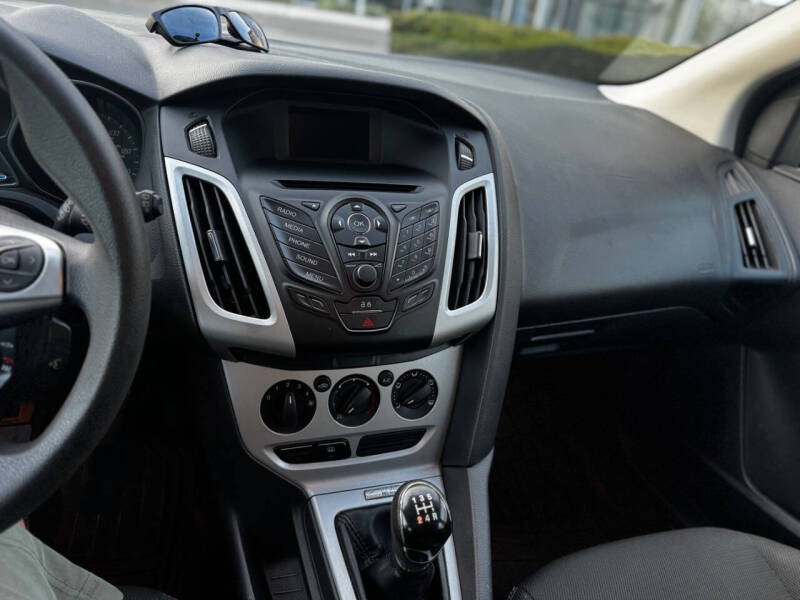 2013 Ford Focus SE