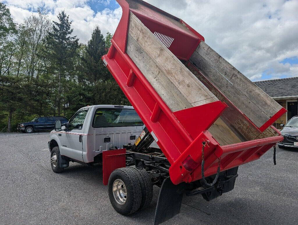 2001 Ford F-350 Super Duty 24