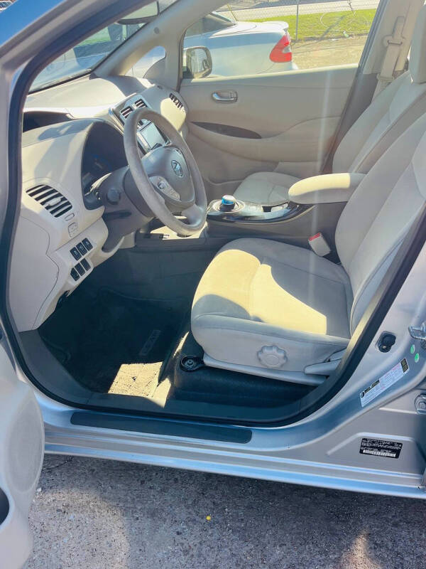 2012 Nissan LEAF SL