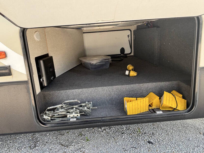 2019 Keystone RV COUGAR 338RLK