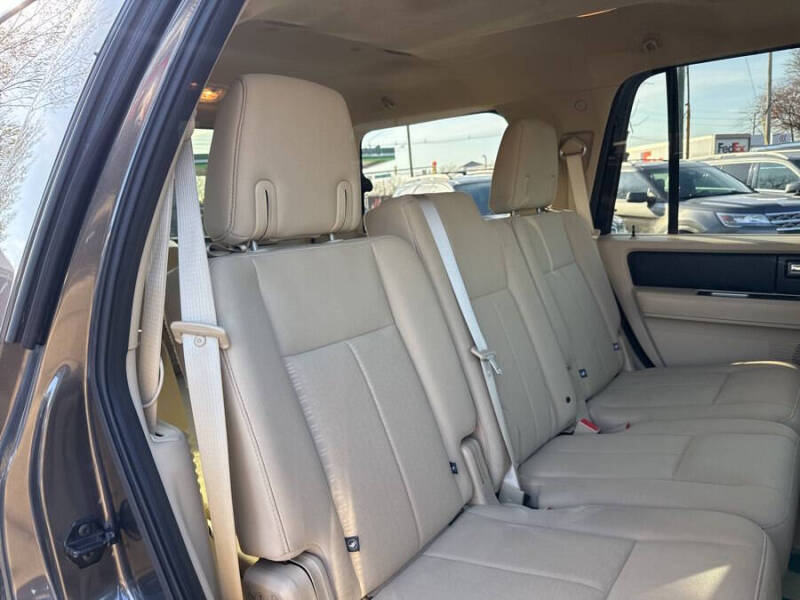 2016 Ford Expedition XL Fleet