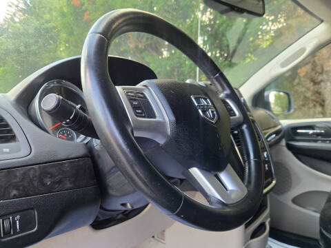 2013 Dodge Grand Caravan SE