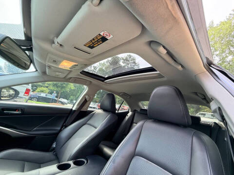 2016 Lexus IS 200t