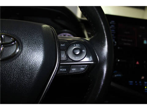 2022 Toyota Camry Hybrid SE Nightshade