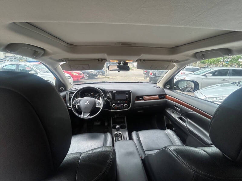 2014 Mitsubishi Outlander GT