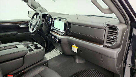 2025 GMC Sierra 1500 Elevation Standard