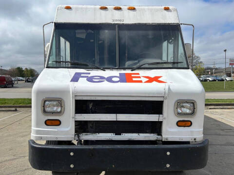 1998 Freightliner MT45 Chassis