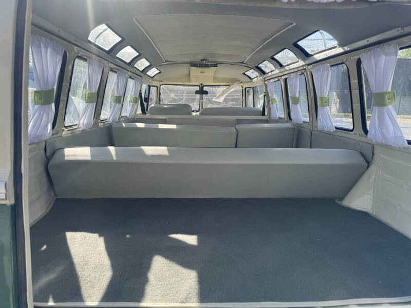 1965 Volkswagen Bus