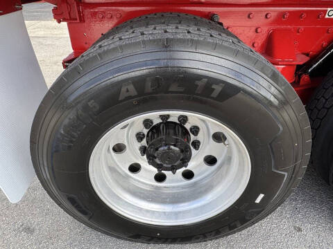 2017 Peterbilt 567