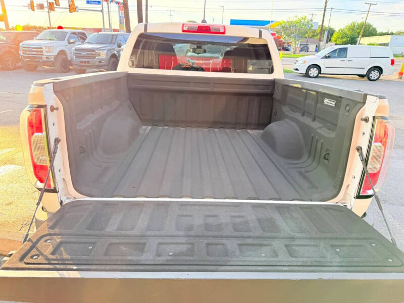 2021 GMC Canyon Elevation Standard