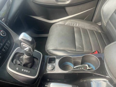 2017 Ford C-MAX Hybrid Titanium