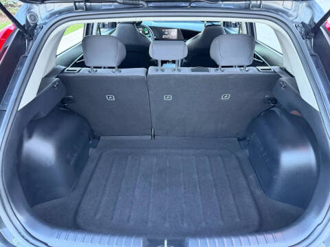 2026 Kia Niro LX