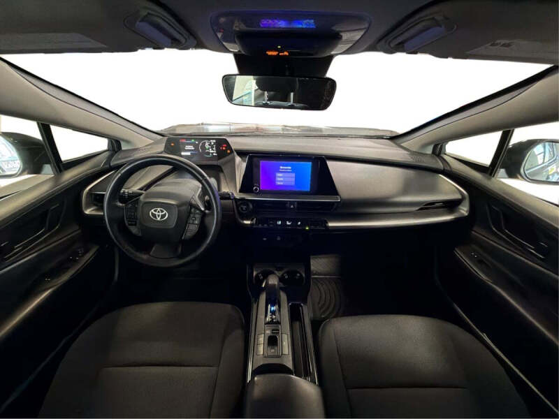 2024 Toyota Prius LE