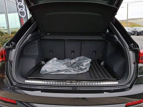 2025 Audi Q3 quattro S line Prem Plus 45 TFSI