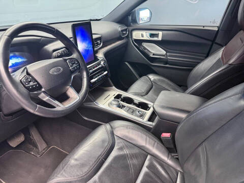 2022 Ford Explorer Platinum