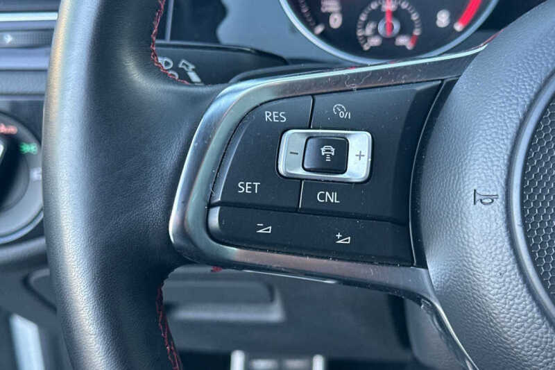 2018 Volkswagen Golf GTI Autobahn