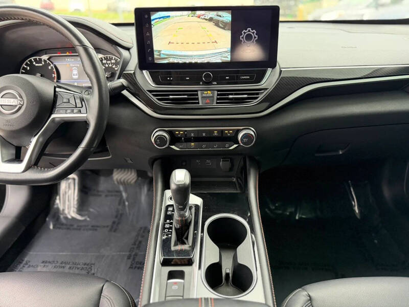 2023 Nissan Altima 2.5 SR