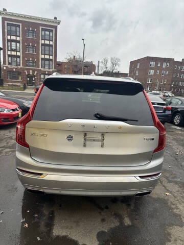 2017 Volvo XC90 T8 eAWD Inscription