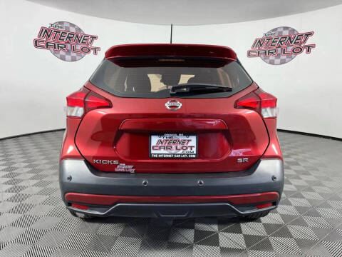 2020 Nissan Kicks SR