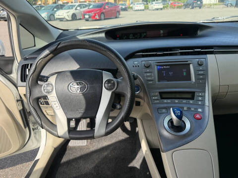 2012 Toyota Prius Two
