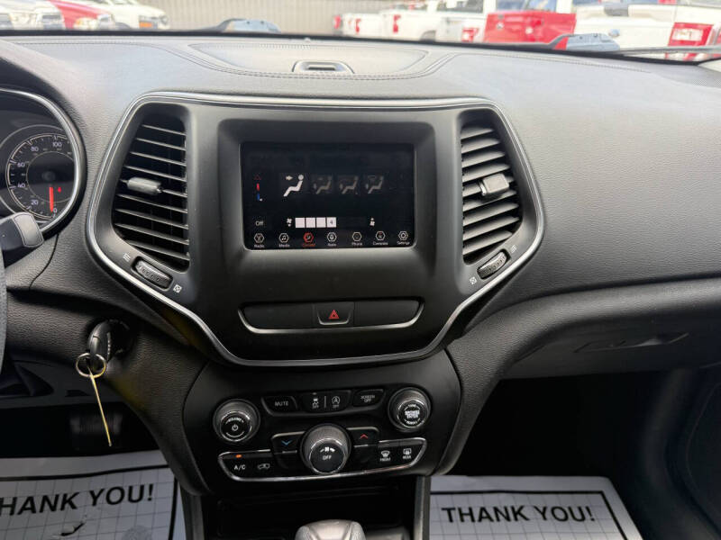 2019 Jeep Cherokee Latitude