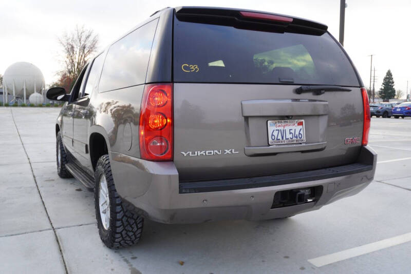 2013 GMC Yukon XL SLT